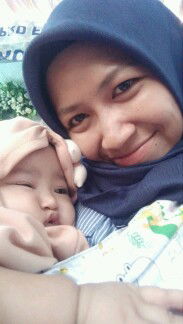 Nia Apriliani profile icon