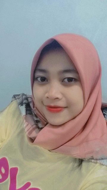 Dwi Rosanti profile icon