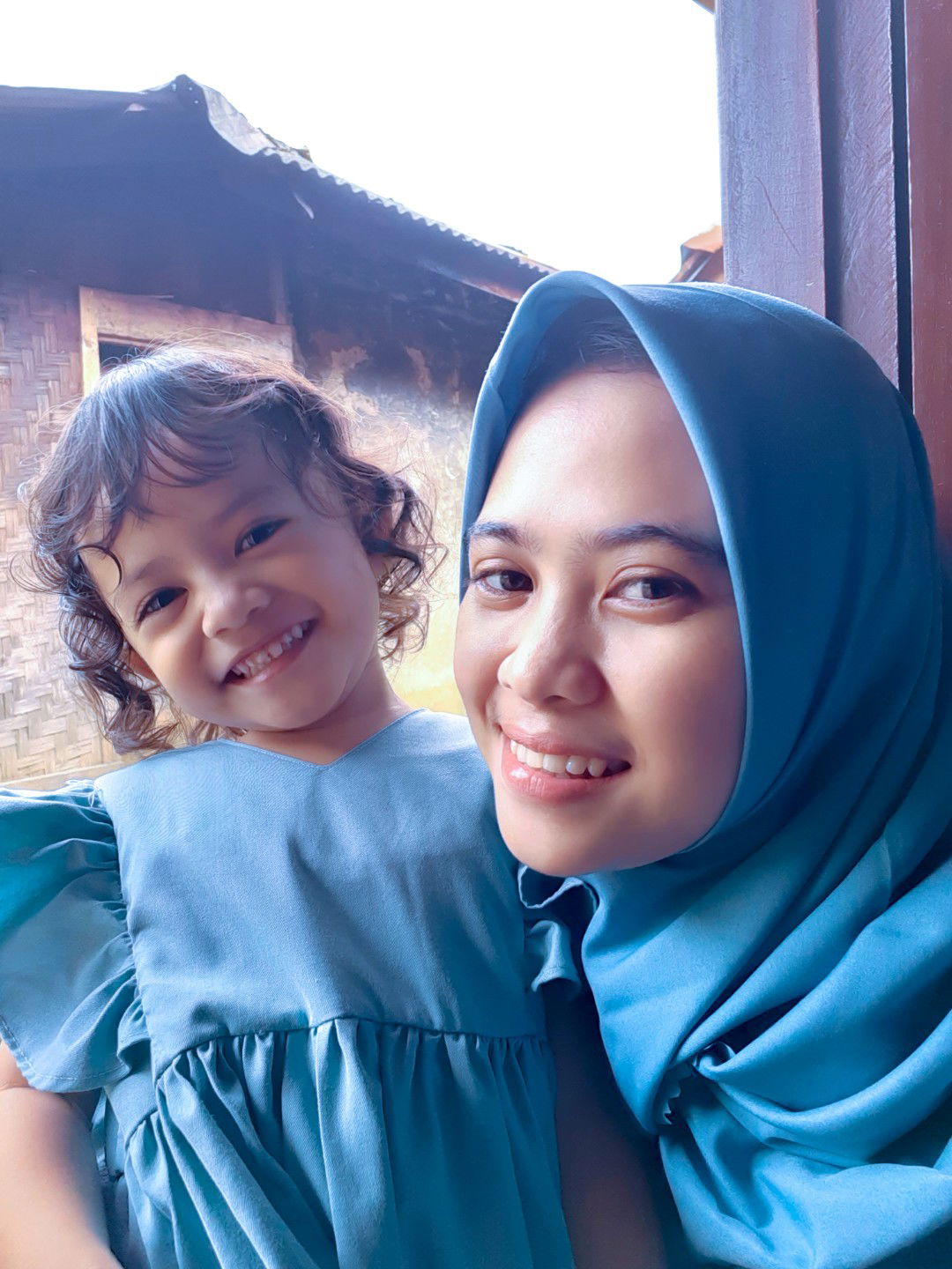 dini nurafiani profile icon