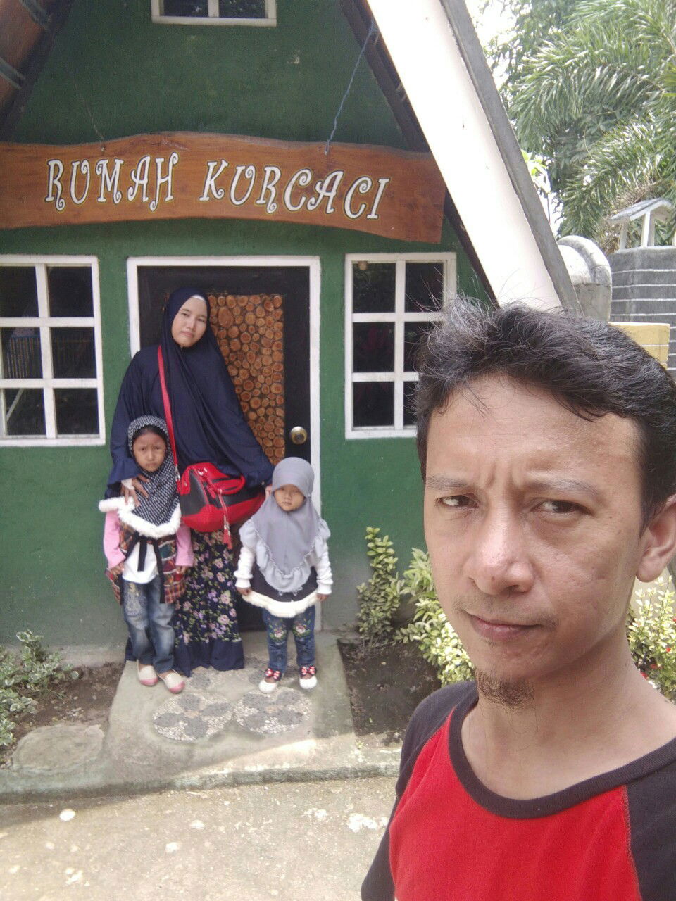 Siti Muthi'ah profile icon