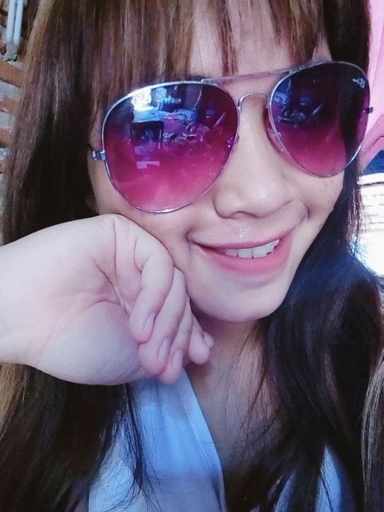 I N Than profile icon