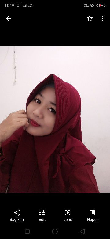 Ria Febriana profile icon