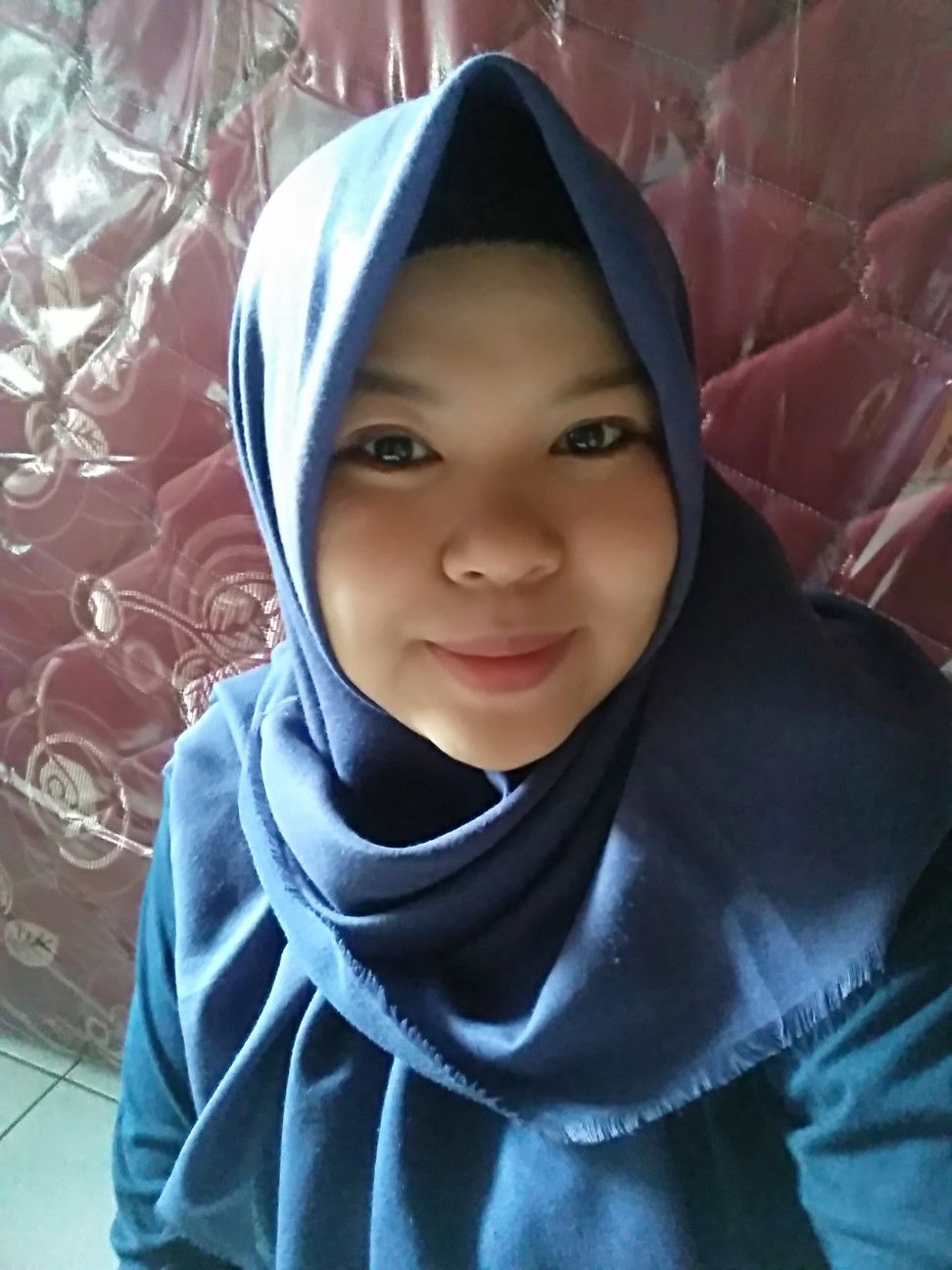 Ratmi Winarni profile icon