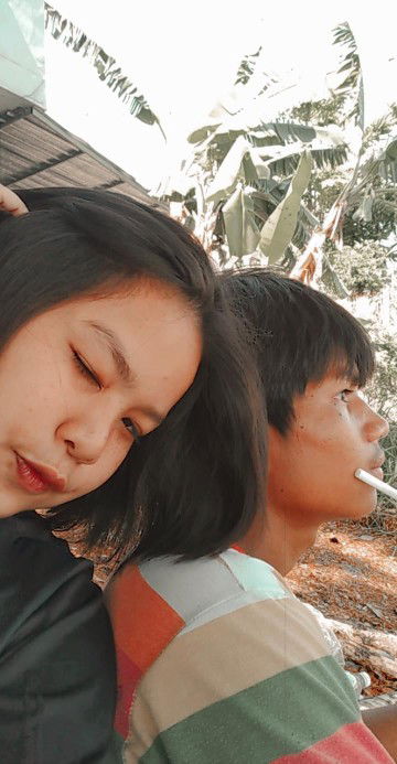 ประกายเเก้ว ว. profile icon