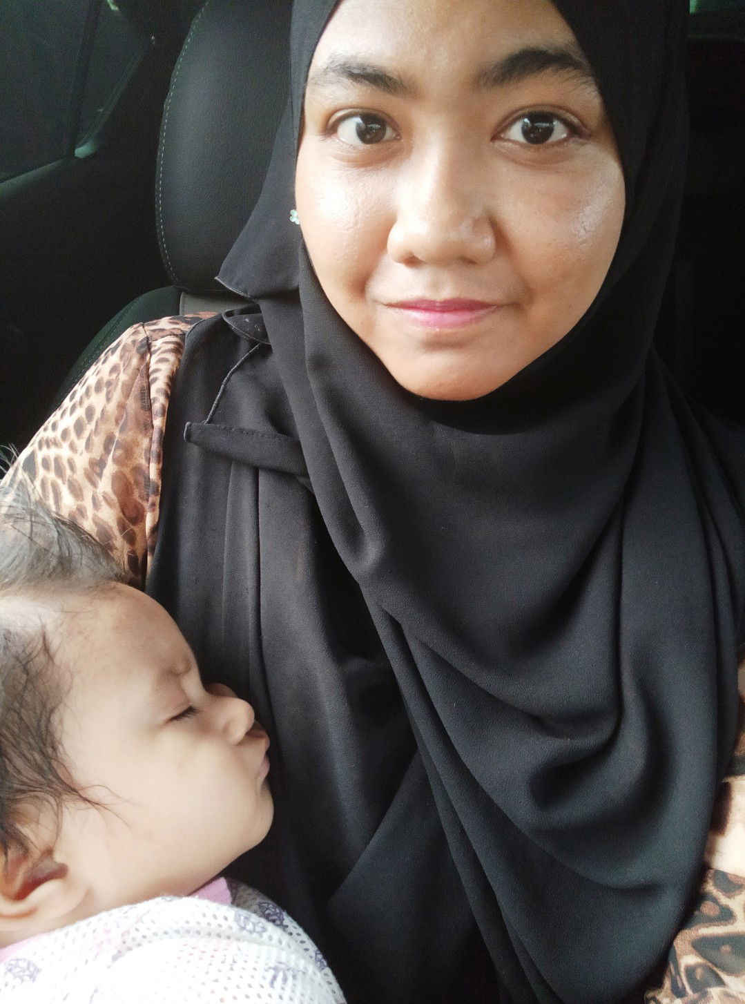 Farah Nadia profile icon