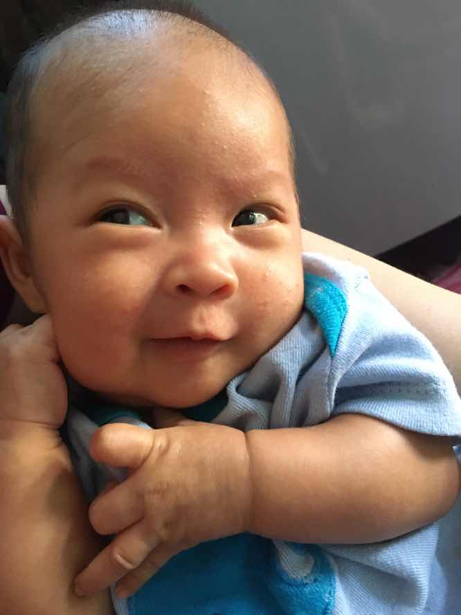 แม่ๆบ้านไหน พึ่งคลอดน้องเดือนมีนาบ้างค่ะ น่ารักน่าชังไปถึงไหนกันแล้วจ้า