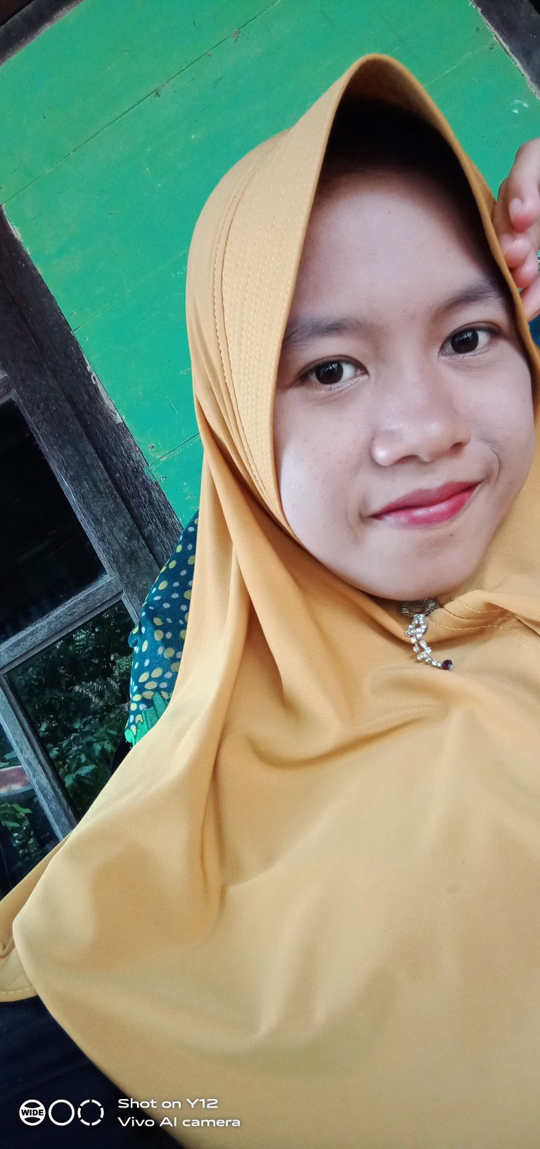 Sri Rahayu profile icon