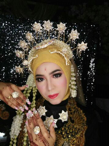 indah nurwanti profile icon