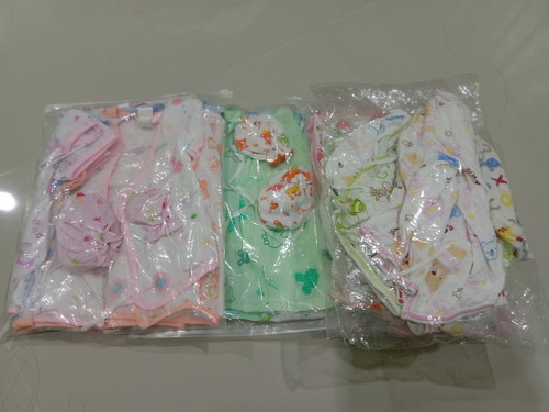 100 ทุกอย่างคะ ส่งต่อ ถูกๆ บางอย่างยังไม่ได้ใช้เลย