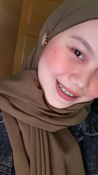 Putri Mutia Handayani profile icon