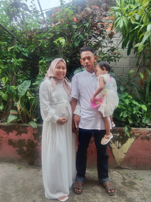 Reni Arlinda profile icon