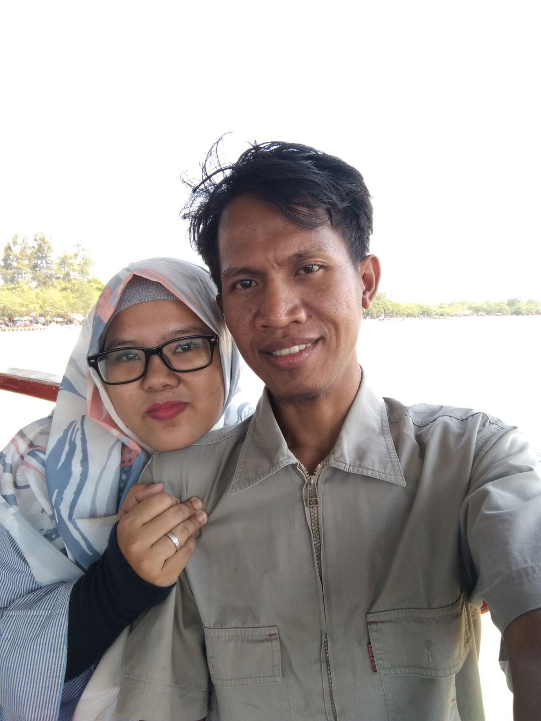 febriani kusumastuti profile icon