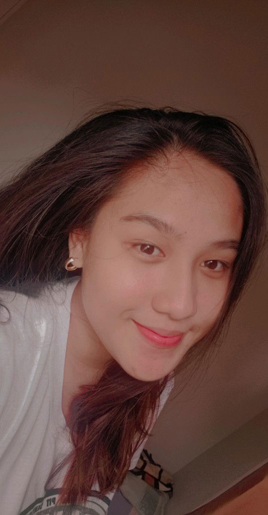 Alyssa M. Dela Torre profile icon