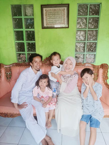 Seni Rifki profile icon