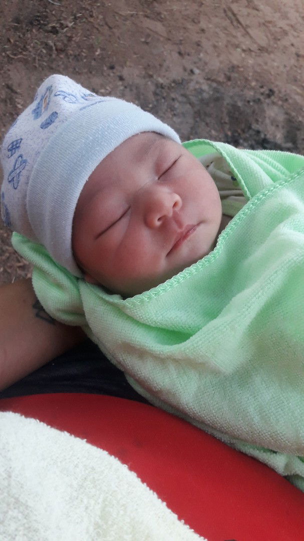 ถ้าหากเปลี่ยนจากฉันเป็นเขา คนที่ยืนข้างเธอ profile icon