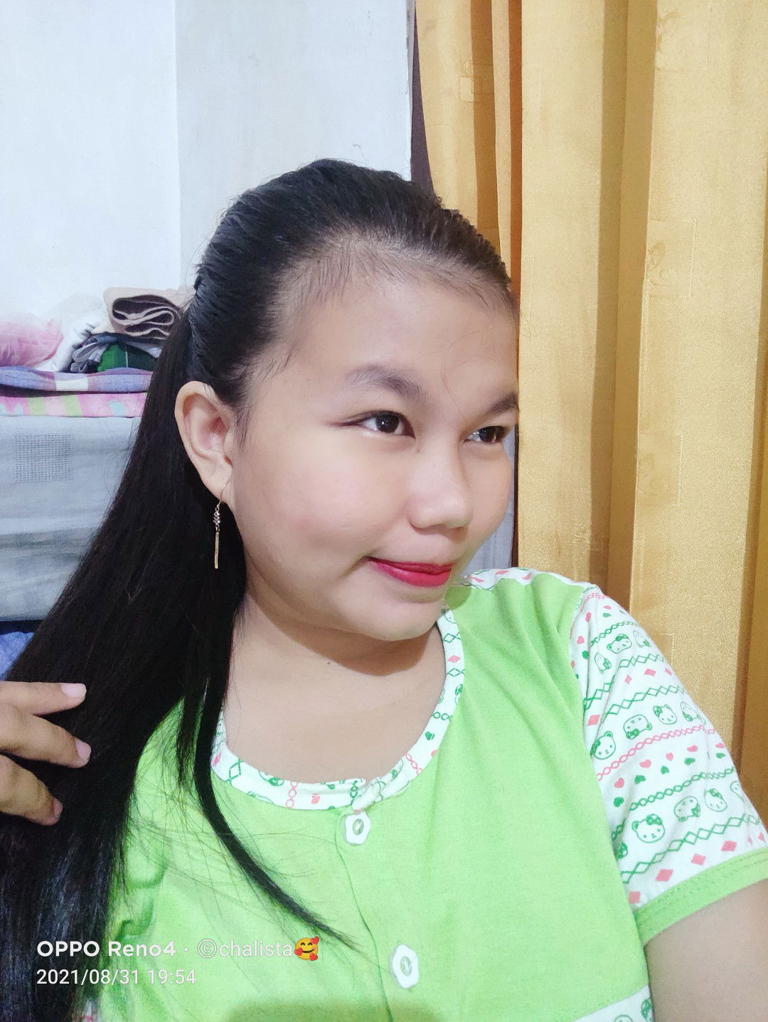 santika wijayaa profile icon