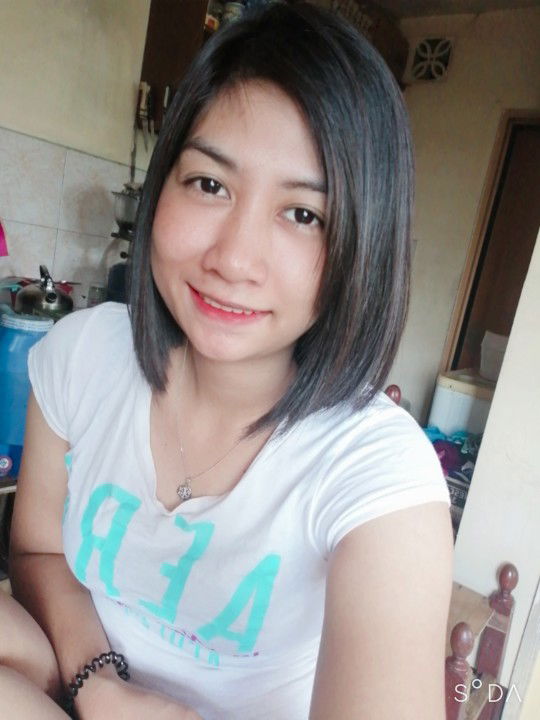 Charmie frondoza profile icon