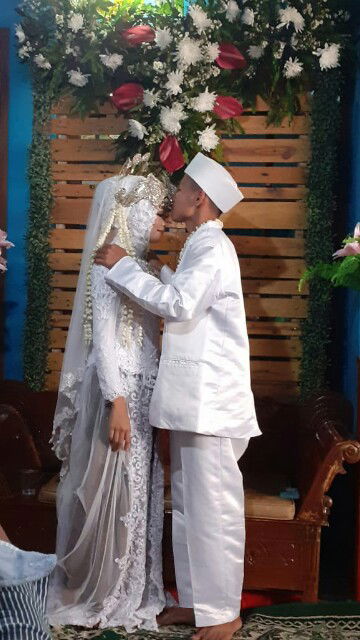 Pipit Agustin Ningsih profile icon