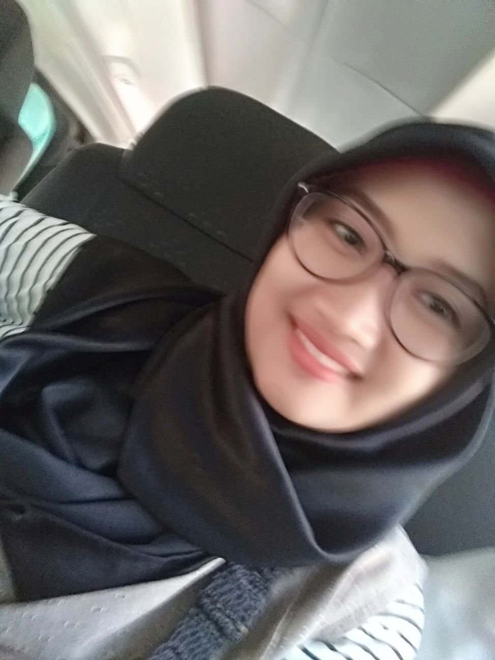 Dewi Kurniawati profile icon