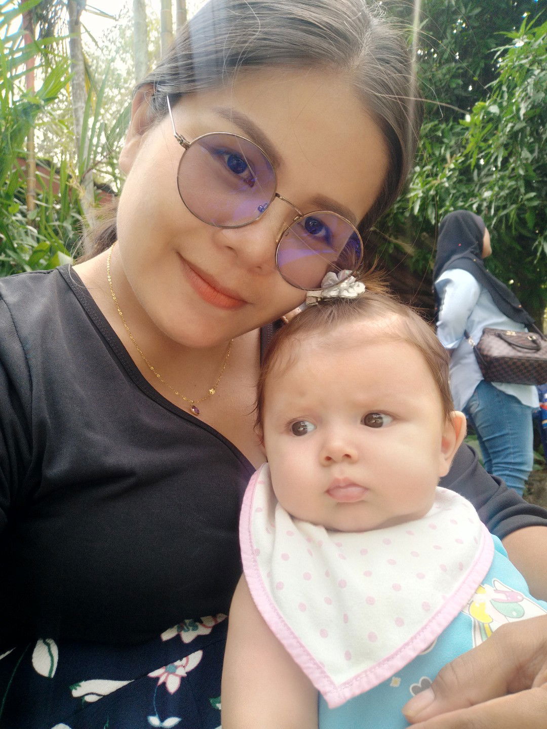 คุณแม่ บีบีกะน้องออมสิน เอี่ยนเจ้ง profile icon