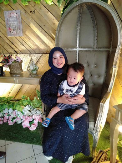 annisa permata profile icon