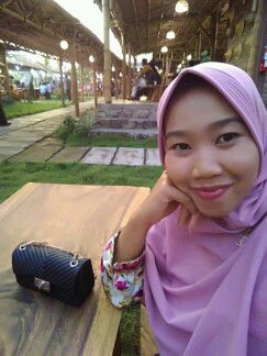 yunita akmalia profile icon