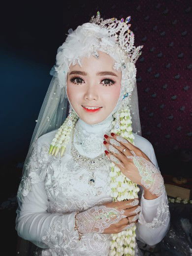 SAFELLIA IKA PRATIWI profile icon