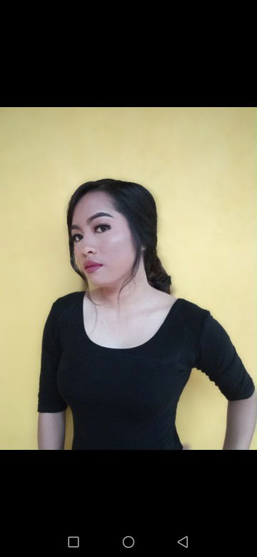 Razelle Gonzales profile icon