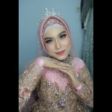 Lenia Astuty profile icon