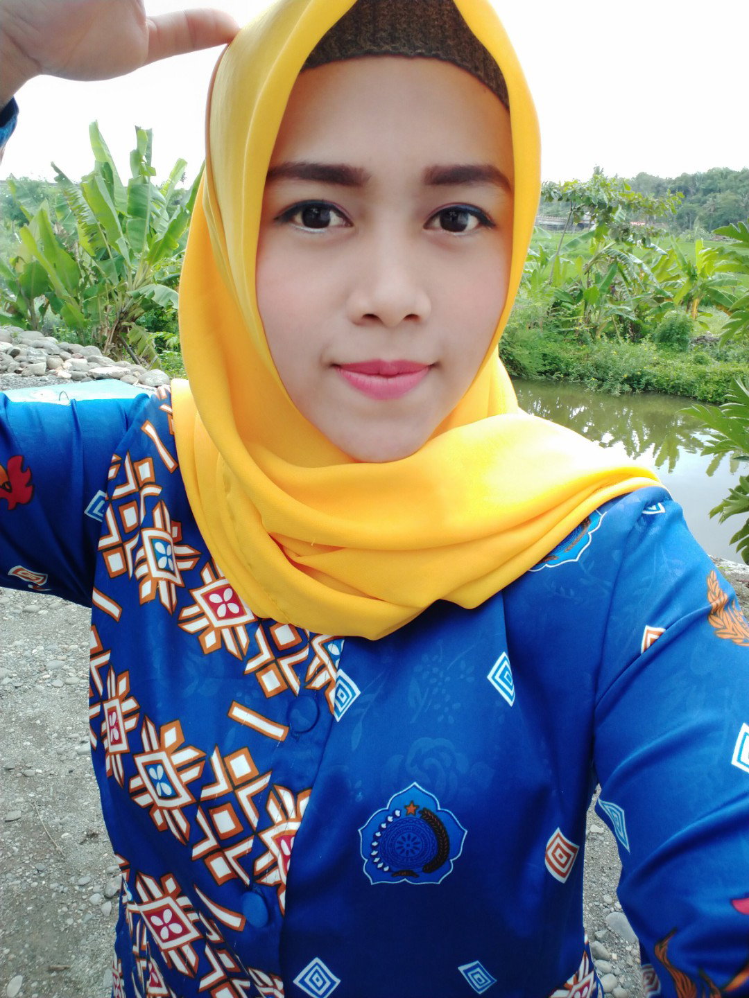 Astia Fahliani profile icon