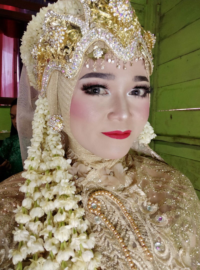 Rianti Novia putri profile icon