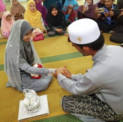 ibu Amna Safiyya profile icon