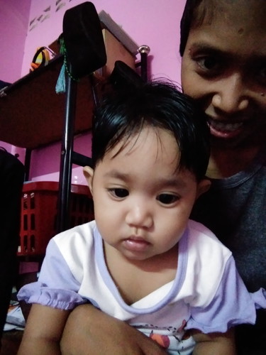 anak saya susah nak tidur..kalau nak tidur mesti nak ayah dia tidur kan kalau macam saya tidur kan menagis jer..ayah dia tidur kan senang jer