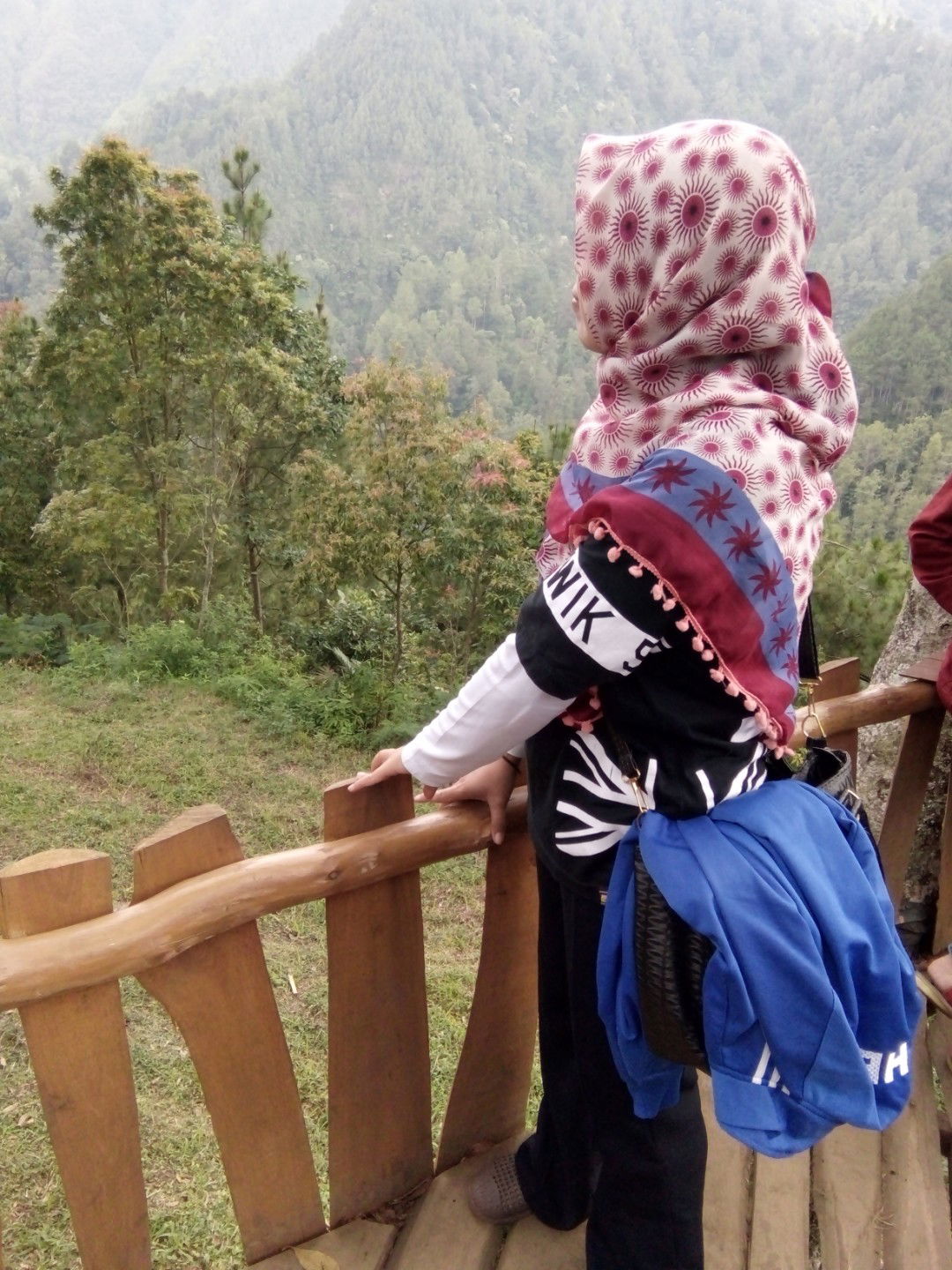 Intan Dewi R profile icon