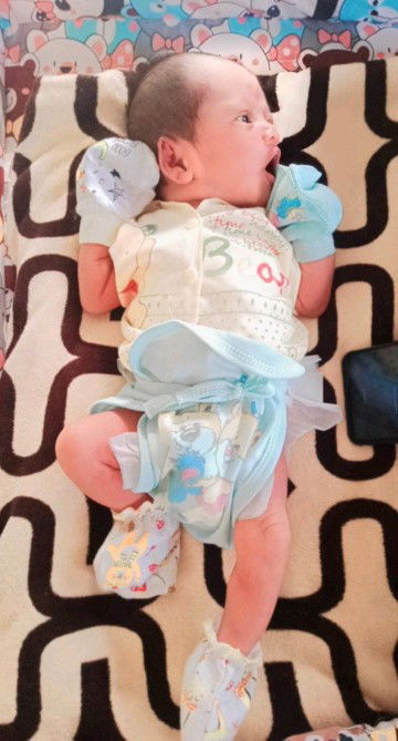 Gmn ya bun g dbtu ibuk aku masi blom aktifitas dibantuin ibuku baru smbuh covid tinggal batuk