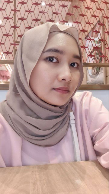 Ayu Ria profile icon