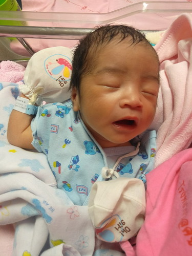 คลอดแล้วค่ะเพศชายน้ำหนัก2740