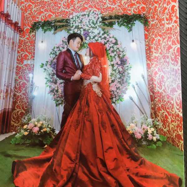 sri Wahyuni profile icon