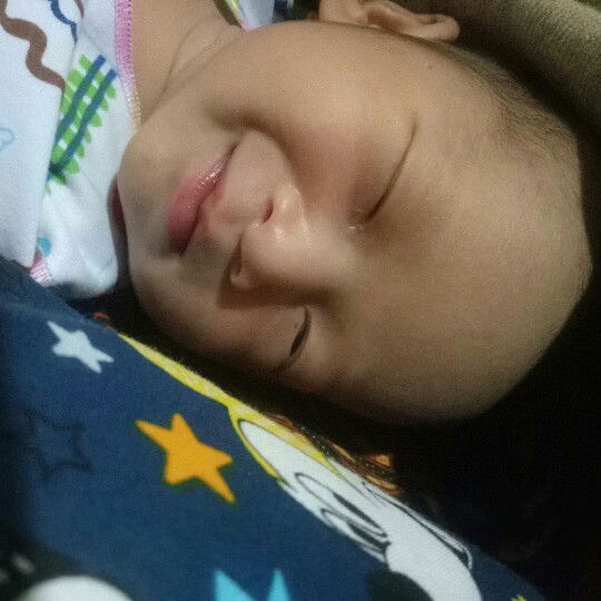 Ratnasari profile icon