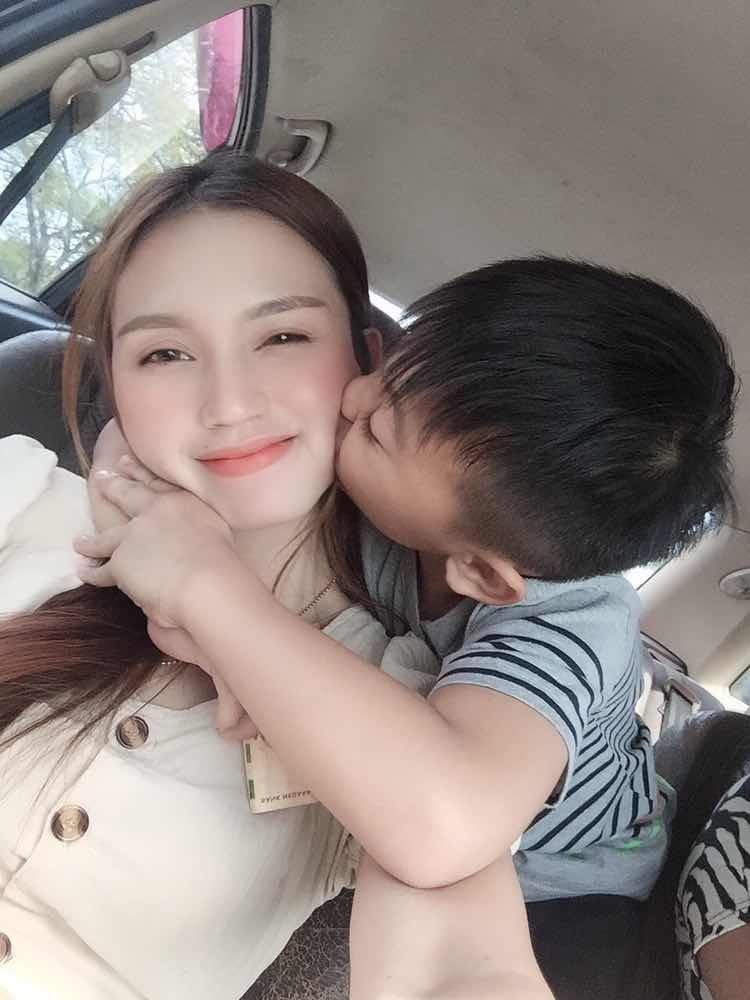 Felicia Ann profile icon