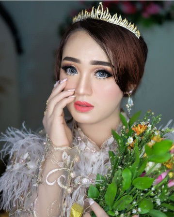 Yuli huda profile icon