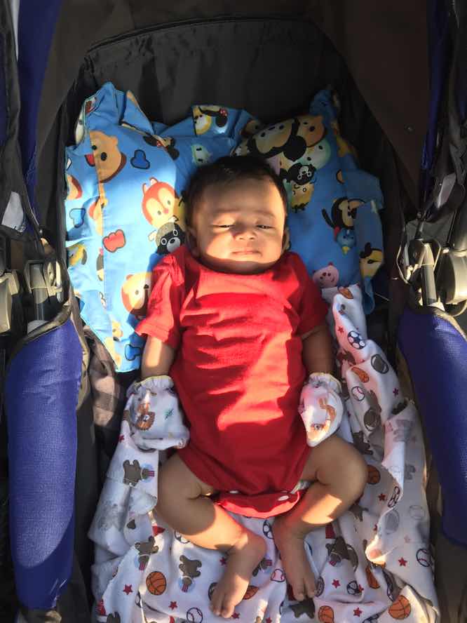 Menggeliat terkadang sambil nangis