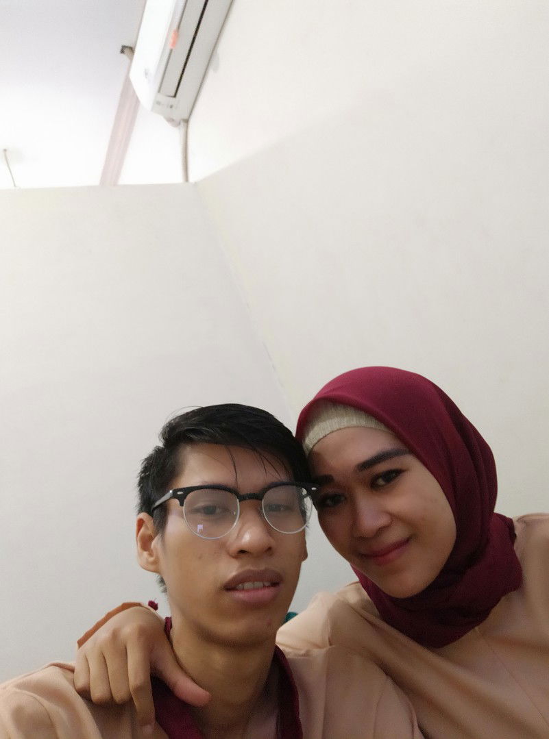 Tita Apriani profile icon