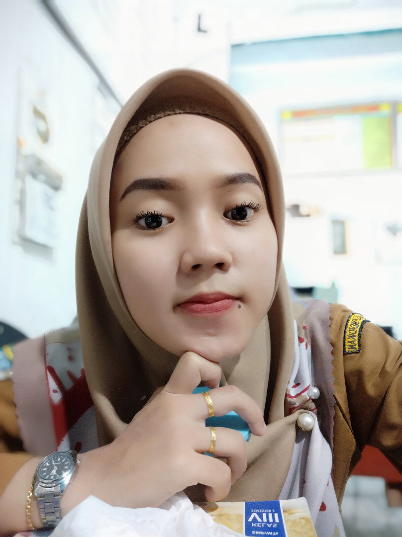 Husna profile icon