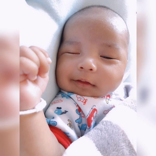 Arisa Hwan Hwan profile icon