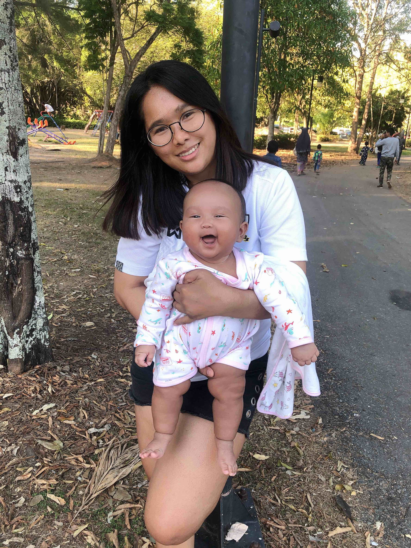 หนอนแก้ว profile icon