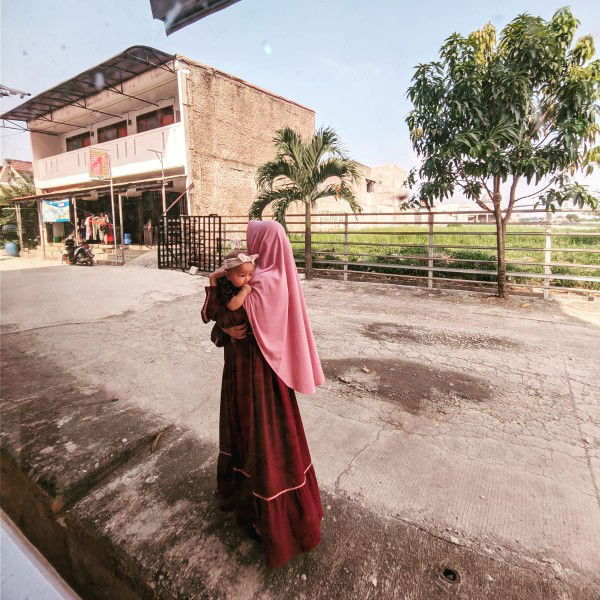 Asty Melani profile icon