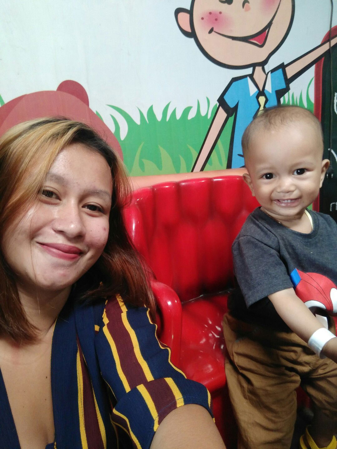 Regina Putri profile icon