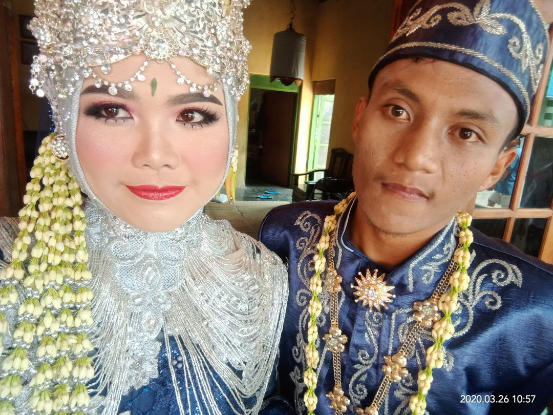 Hesty Wiranti profile icon