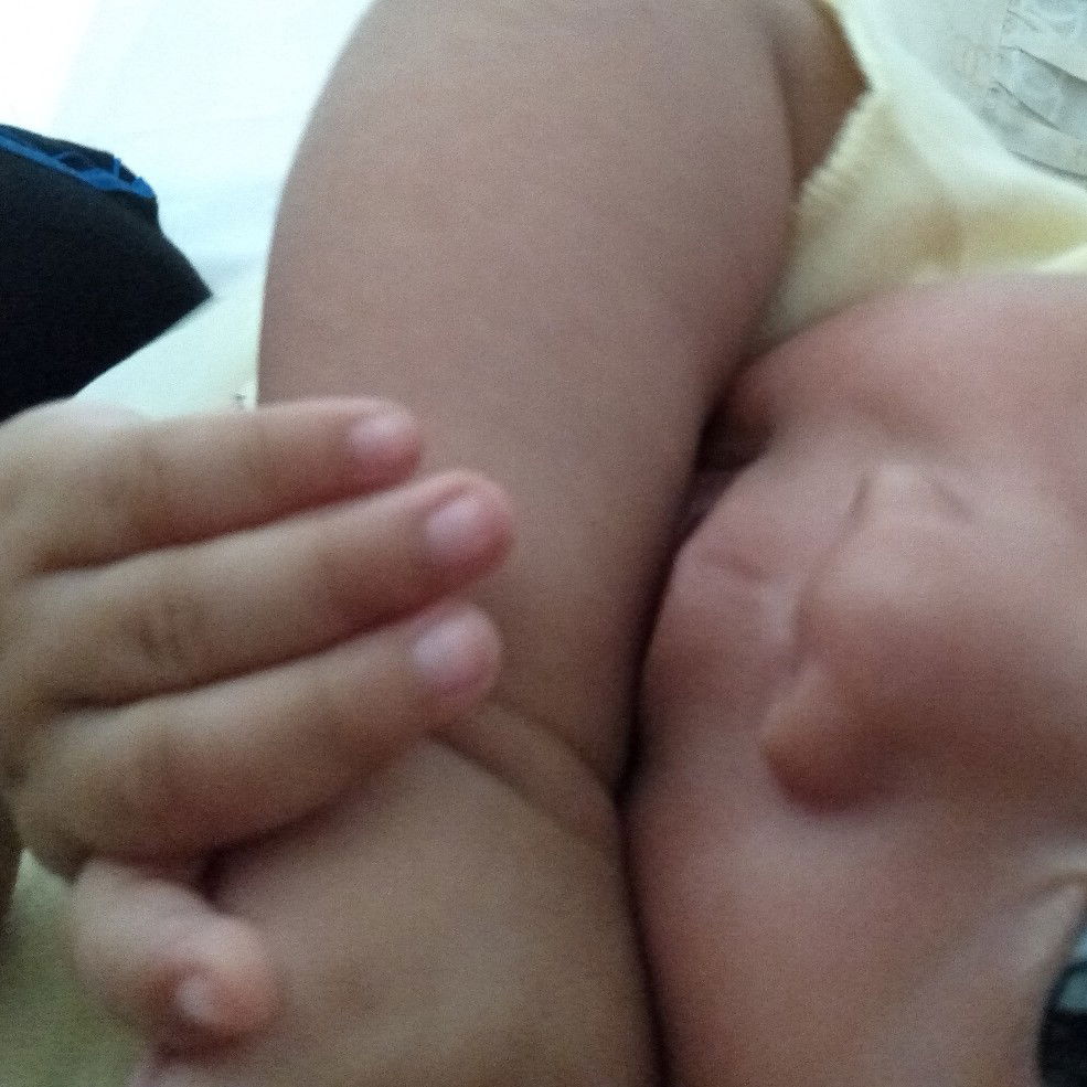 lilis suryani profile icon